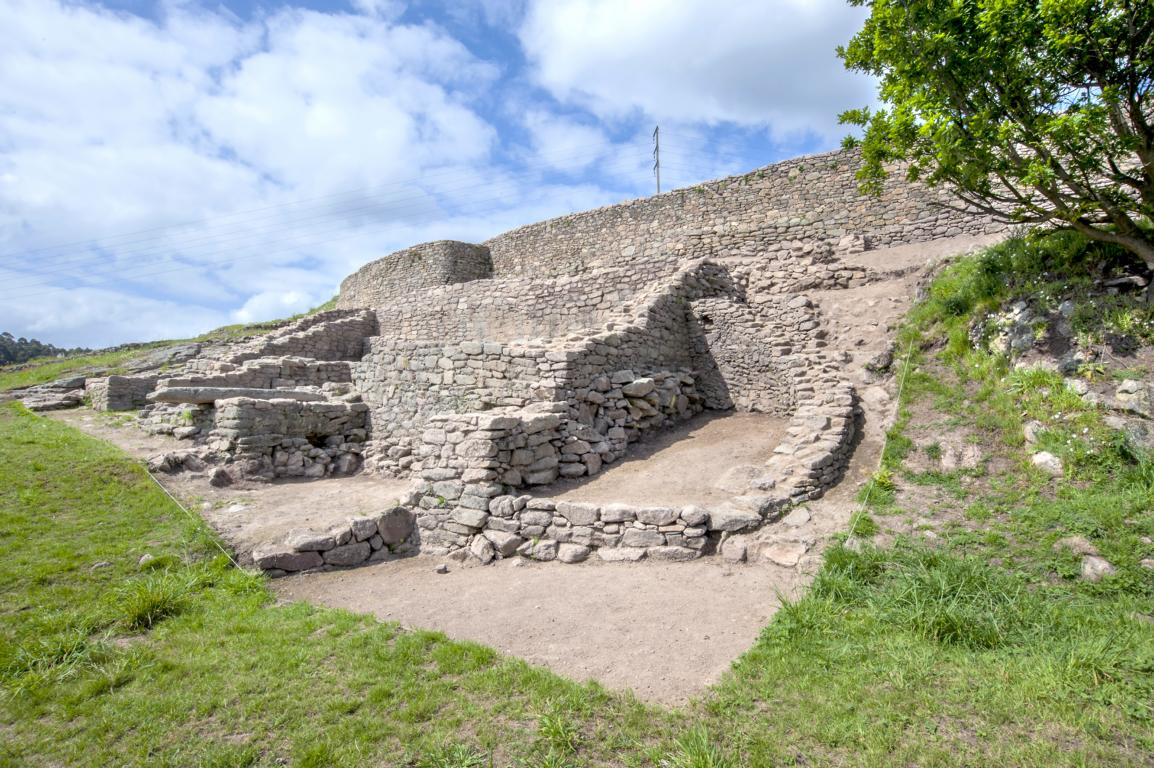 Desarrolla-Area-2-Castro-Elviña-Acceso-SE-Casa-Exedra-Templo-Falico