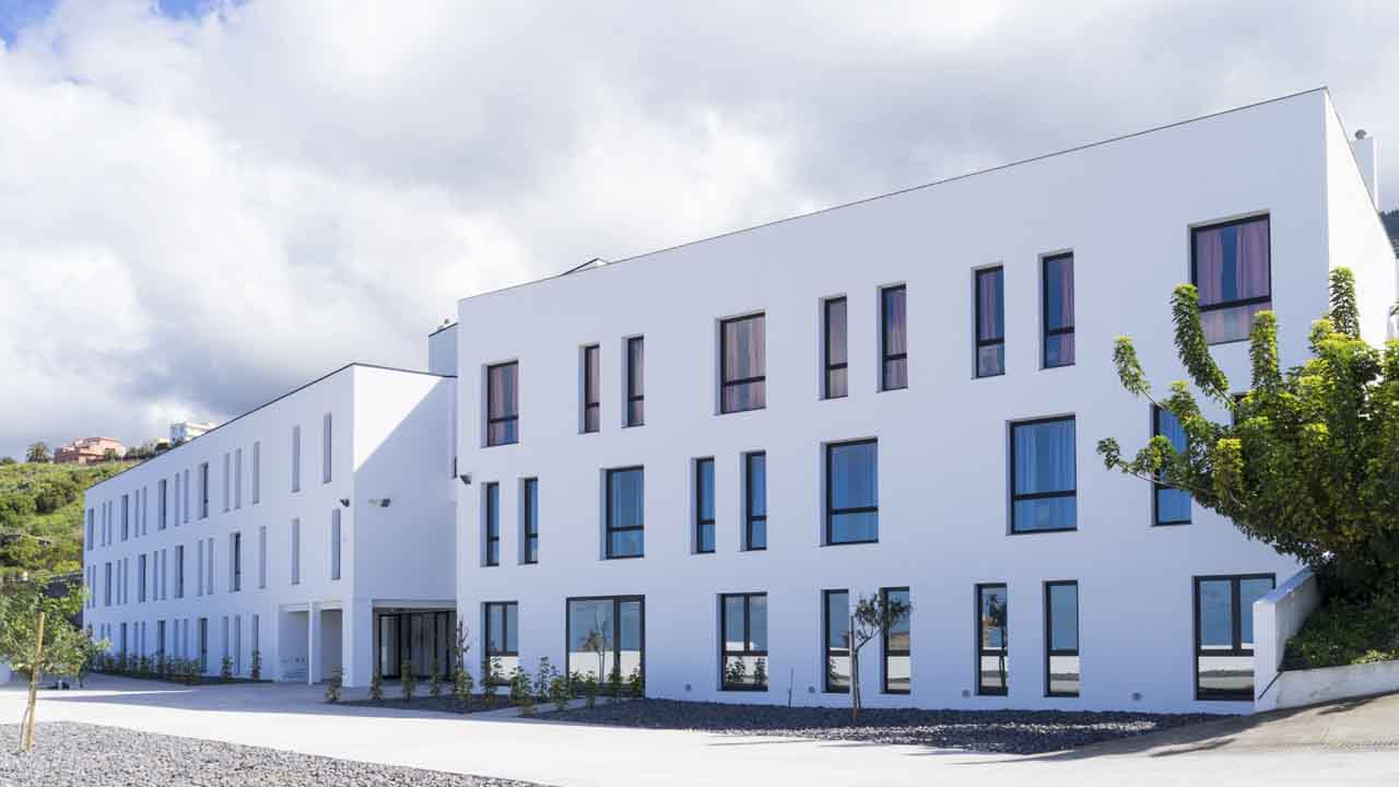 El centro sociosanitario de Santa Úrsula cuenta ahora con 85 plazas residenciales