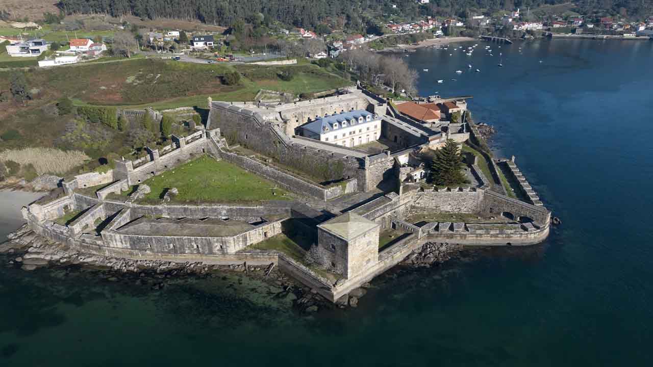 El Castillo de San Felipe está en la bocana de la ría de Ferrol